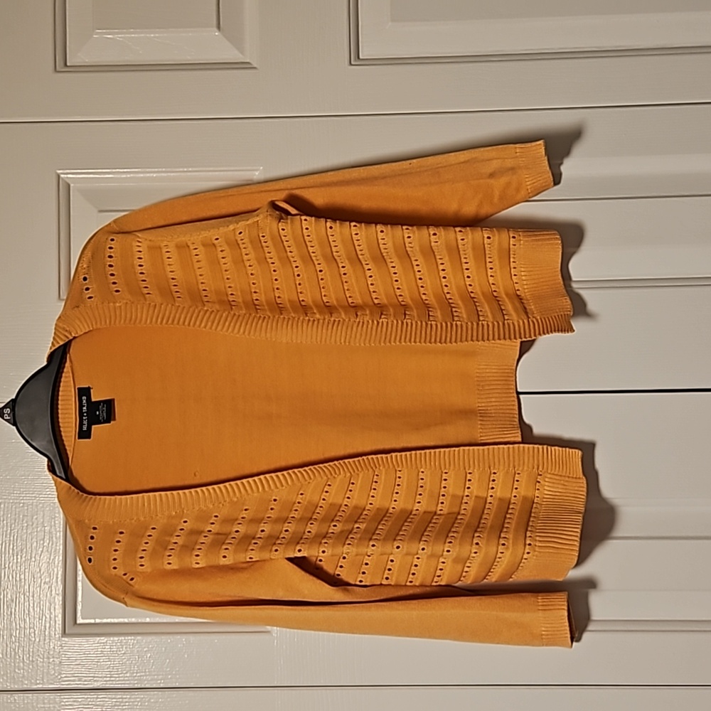 💖  $5 add to bundle Cropped knit Cardi/Shrug💖